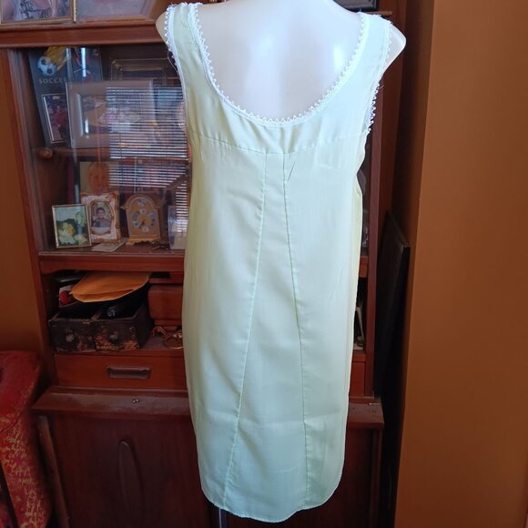 Medium Vintage 60's Lime Green Sleeveless Nightgown Lace Trim Bow Dacron Mod - Picture 4 of 6